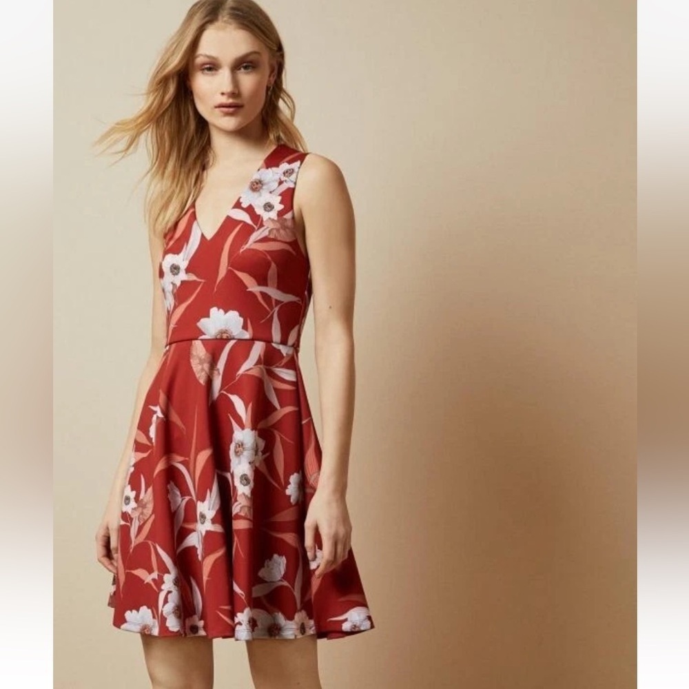 Ted Baker Enyaa Cabana Floral Print Fit and Flare Dress in Red/Rust Poly Blend M
